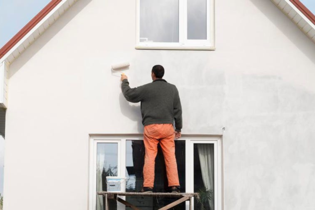 PAINTING THE EXTERIOR OF YOUR HOME