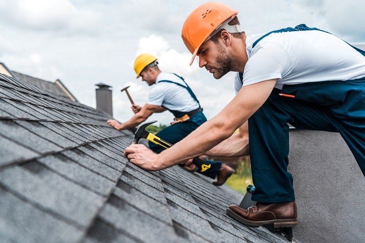 Working with Roofing Professionals - Trusted Home Improvements